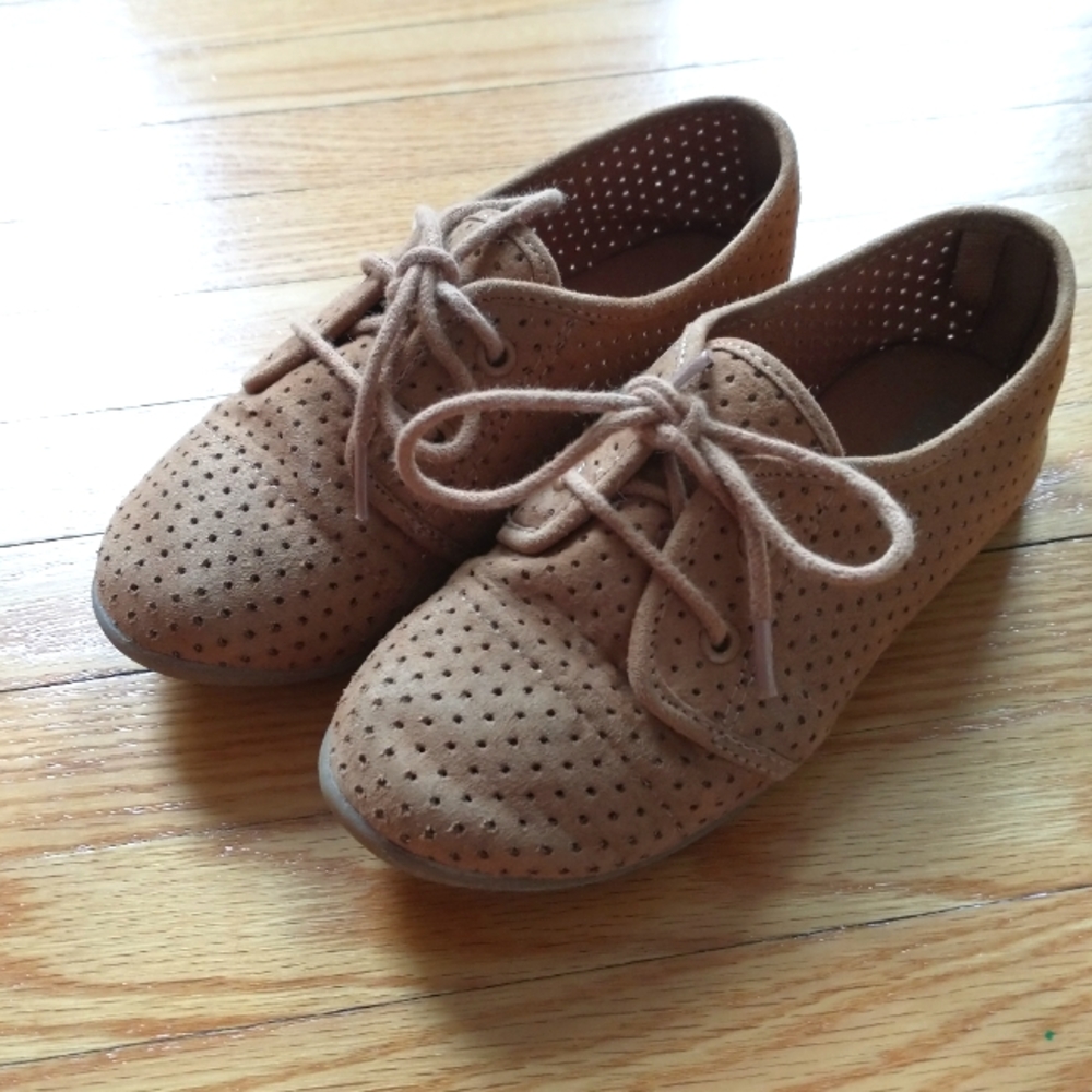 EUC Little Kids Sz 10 Shoe